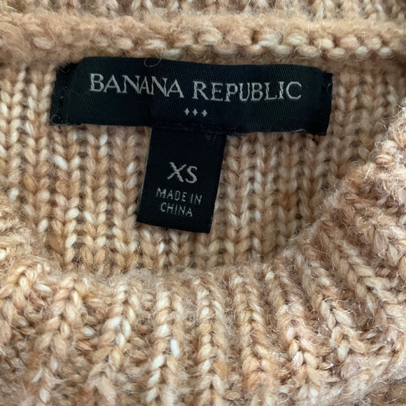 Banana Republic Knit Crew Neck Sweater Caramel Size XS - Picture 4 of 6